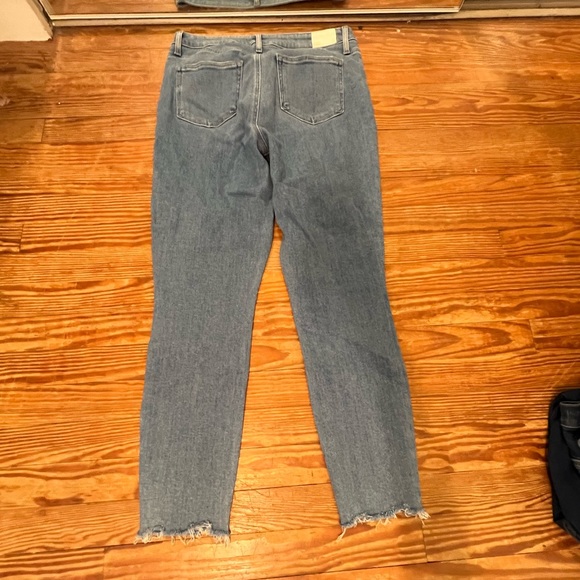 Jeans - Picture 2 of 5